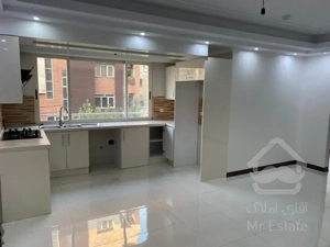 فروش آپارتمان ۸۰متری ۲خواب رو به آفتاب باکس پونک