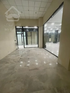 مغازه ۵۷ متری در هروی