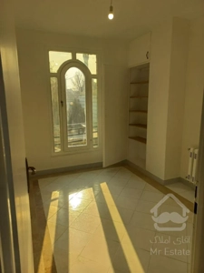 فروش آپارتمان ۷۰متری ۲خواب رو به آفتاب زیر قیمت