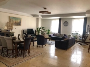 فروش آپارتمان 140متری سه خوابه جنت آباد جنوبی