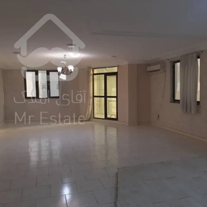 فروش آپارتمان دو خوابه شهرک توحید