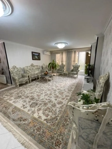 فروش آپارتمان ۱۰۲ متری ۲ خواب در آلاله شرقی