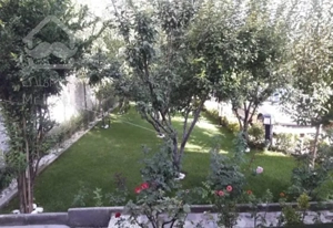 فروش کلنگی ویلایی۳۷۵متری  تک مالک زعفرانیه