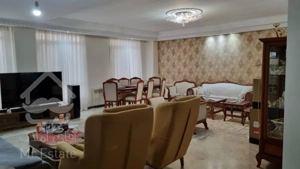 فروش آپارتمان ۷۰ متری سالن پرده خور در کوی ارم