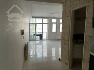 فروش آپارتمان ۹۴ متری سنددار