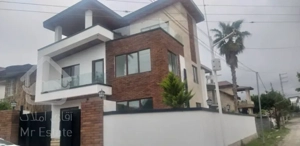 فروش ویلای تریبلکس۳۰۰متری نوشهر