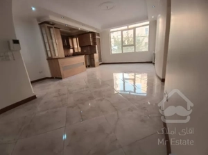 فروش آپارتمان ۷۰متری ۲خواب تراورتن سالن.پرده خور