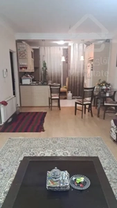 فروش آپارتمان 65متری فول بازسازی شده رو به حیاط