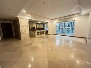 خرید آپارتمان در برج باغ برند در نیاوران