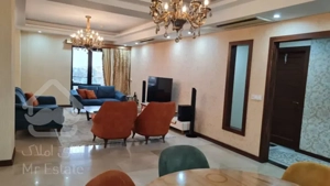 آپارتمان ۴۰۰ متری کلاسیک فول مشاعات در سنبل