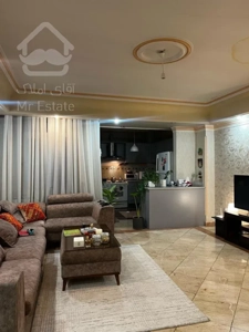 فروش اپارتمان ۹۵ متر سالن پرده خور خوش نقشه جنت اباد جنوب