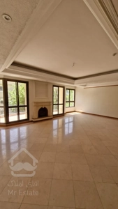 خرید آپارتمان ۲۲۰ متری در بهترین لوکیشن فرمانیه