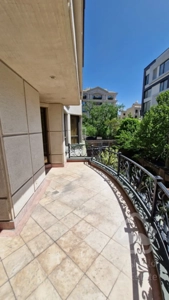 210 متر در منطقه دیپلمات نشین