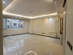 آپارتمان ۸۰ متری فول غرق نور