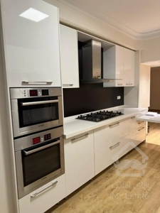 ۱۸۵ متر کامرانیه شمالی