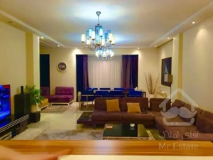 سعادت آباد**شهرداری جنوبی**180متر