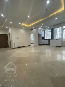 105متر/دو پارکینگ/نور و نقشه عالی/لاله شرقی