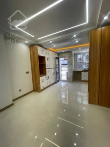 فروش اپارتمان زیر قیمت سالن پرده خور نور و نقشه عالی