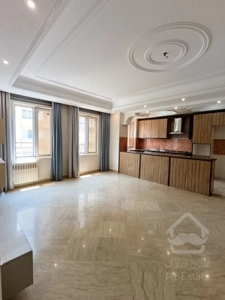 فروش اپارتمان ۹۲متری ۲خواب تراورتن ویو ابدی سالن پرده خور