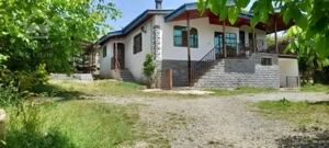 باغ ویلا با ویو جنگل امکانات کامل