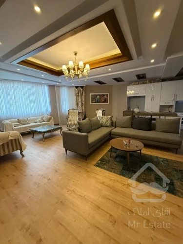 فروش آپارتمان ۱۶۰ متری تک واحدی در چهارباغ غربی