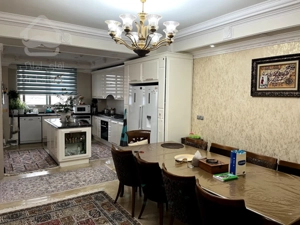 فروش آپارتمان ۷۵ متری دو خواب در چهارباغ شرقی