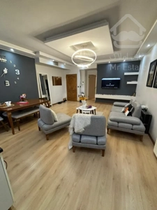 فروش آپارتمان 83 متری 2 خواب فردوس غرب