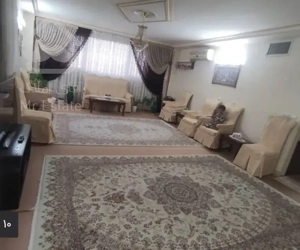 اپارتمان ۱۰۰ متری دوخواب دارای نور کافی از همه طرف و تهویه مناسب و...