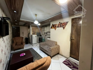 ساختمان ۸ واحدی ۸۱۰ مستغلات دربست ، دسترسی عالی مناسب انواع مشاغل و....