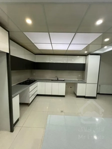 130متر،زیر قیمت منطقه، بهترین لوکیشن