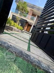 ویلا مدرن ویو جنگلی