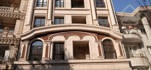 مستغلات اداری ۵طبقه یکجا فروش