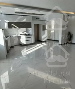 ۹۸متری آکواریومی رو به جنوب