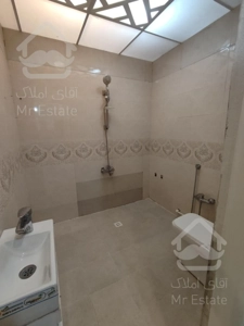 93متر آپارتمان *بالای اسبی*خوش نقشه