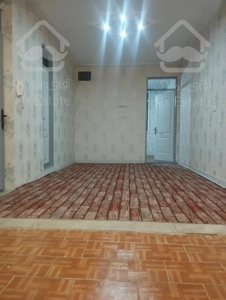 آپارتمان/45متری/تک واحدی/پارکینگ سندی غیرمزاحم