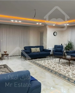 آلاله شرقی سالن پرده خور کم واحد بدون دیوار مشترک