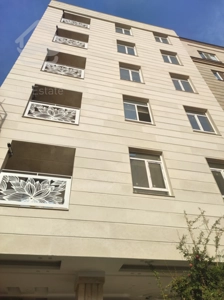 اجاره آپارتمان ۹۰ متردو طبقه بالای همکف با پارکینگ