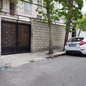 کلنگی200سعادت آباد بین میدان سرو و کاج