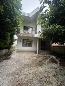 فروش بنا قدیمی ۱۸۰متری درکلارآبادمازندران