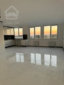 ۷۹متر همکف با پارکینگ پروانه شمالی