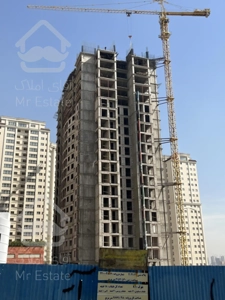 پیش فروش معتبر سازنده معتبر پروژه فعال سفیر دریاچه چیتگر حسین ممدی