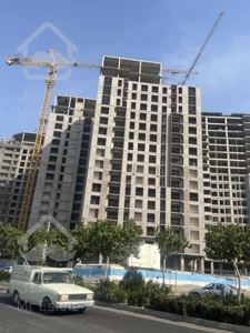 پیش فروش مسکونی نارنجستان۴ بدون ریسک معتبر منطقه۲۲ دریاچه چیتگر حسین محمدی