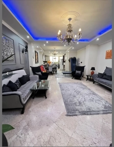 ۹۸ متر فول امکانات تاپ لوکیشن