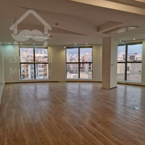 ۳۰۰ متر موقعیت طبقه اخر کامرانیه