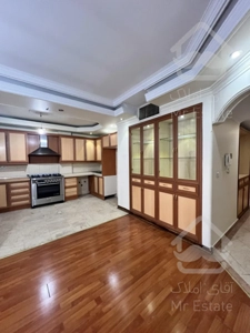 ۱۱۱متر/یوسف آباد/مدبر/۲پارکینگ