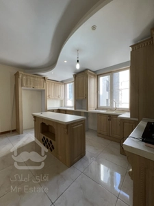 ۸۷ متر کم سن تاپ لوکیشن