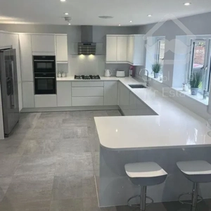 لاکچری ترین آپارتمان سازمان برنامه