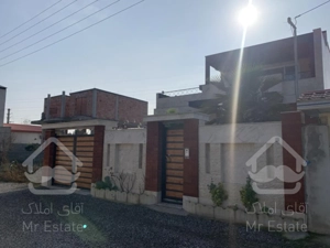 دوبلکس مدرن /نزدیک به دریا /استخر داخلی