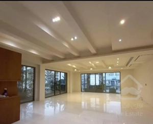 اجاره 212 متر در دیباجی