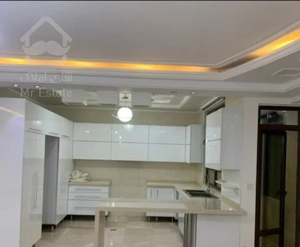 فروش 135 متری نیاوران